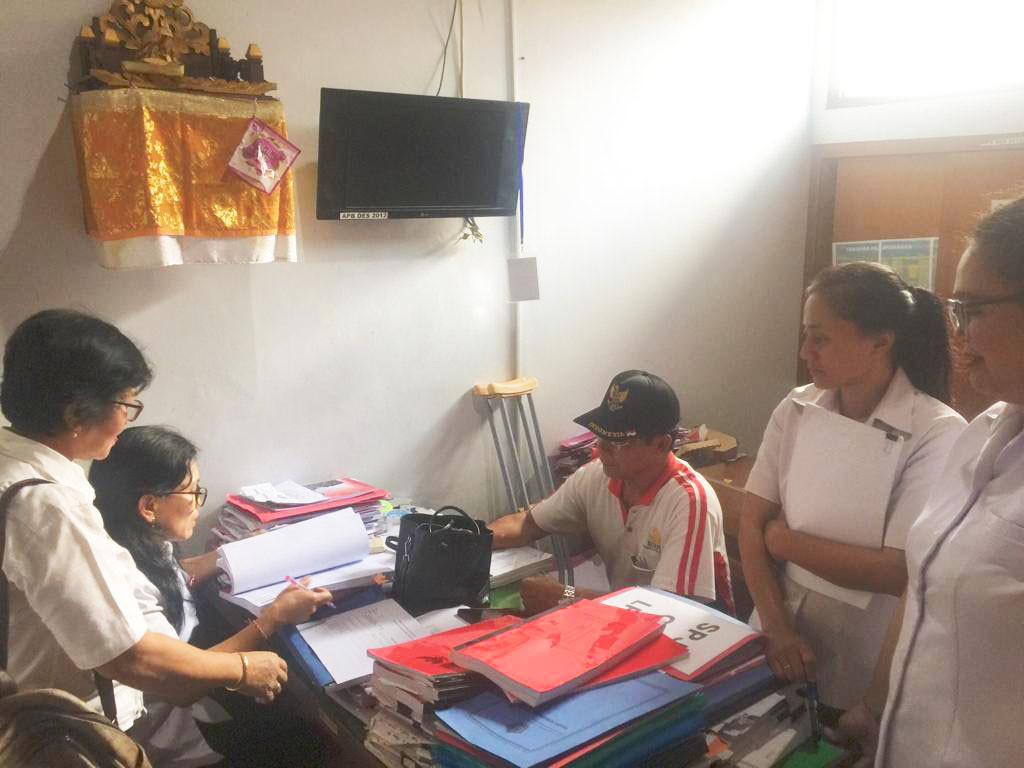 Pembinaan Fasilitasi Pengelolaan Keuangan Desa Di Desa Buduk dan Desa Pererenan